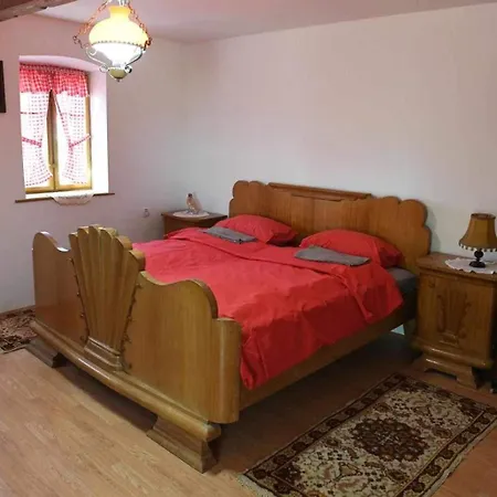 Salas Trikic بيت للعطل Aleksandrovo