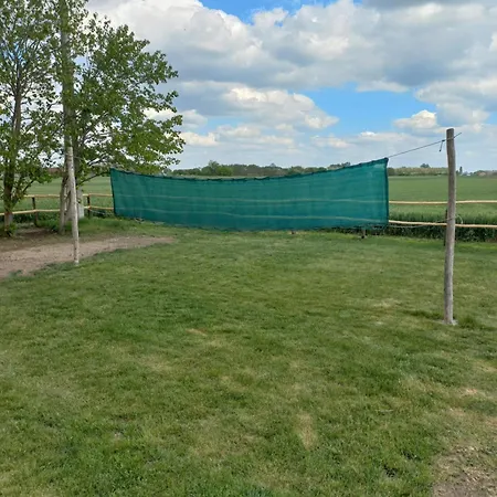 Salas Trikic بيت للعطل